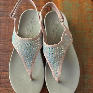 Skechers Meditation Pixie Bling sandal Size 8
